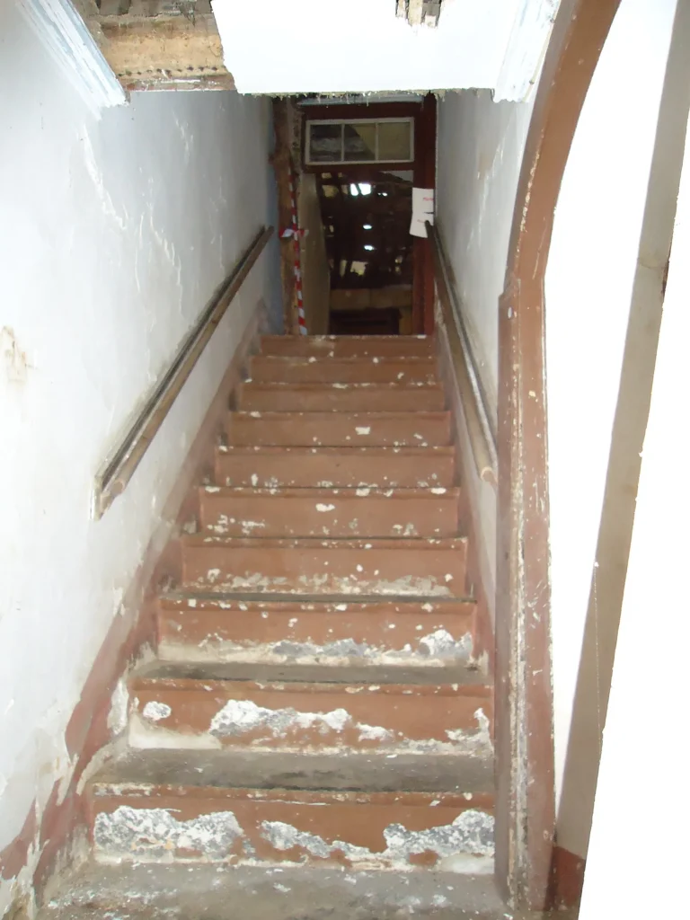 Interior of Sahar Hassamain Synagogue prayer hall.