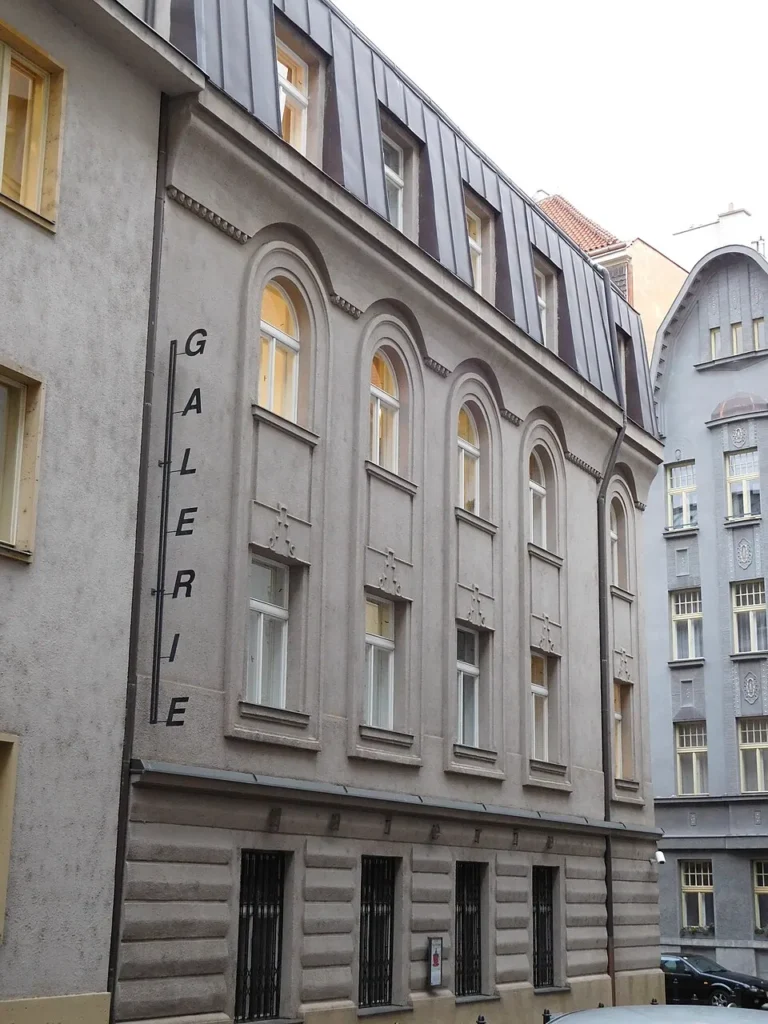 Corner façade of ARTSCHUL in Prague.